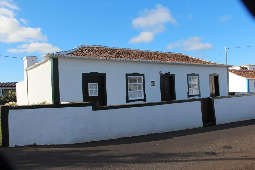 Casa Do Sr. Alberto Villa Praia da Vitoria Bagian luar foto
